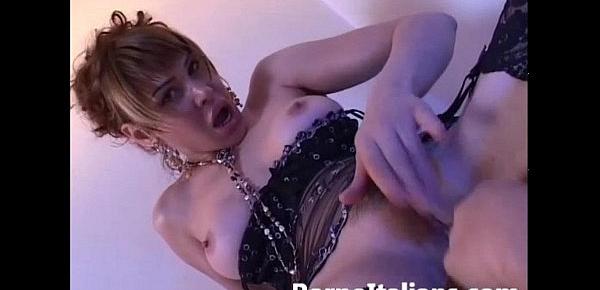  Pompino e Sesso Anale in Porno Italiano - Blowjob Hardcore Anal Sex in Italian